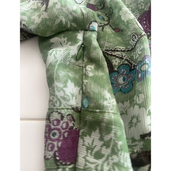 Lane Bryant Women’s Multicolor Floral 3/4 Sleeve Semi Sheer Lined Top Size 18/20 - Picture 3 of 5